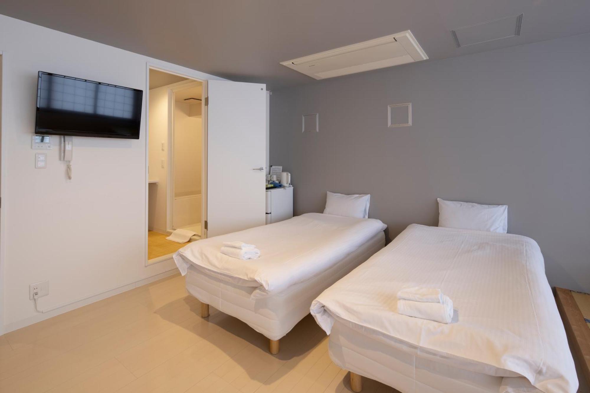Iwatoyama Hostel Kyoto Bagian luar foto